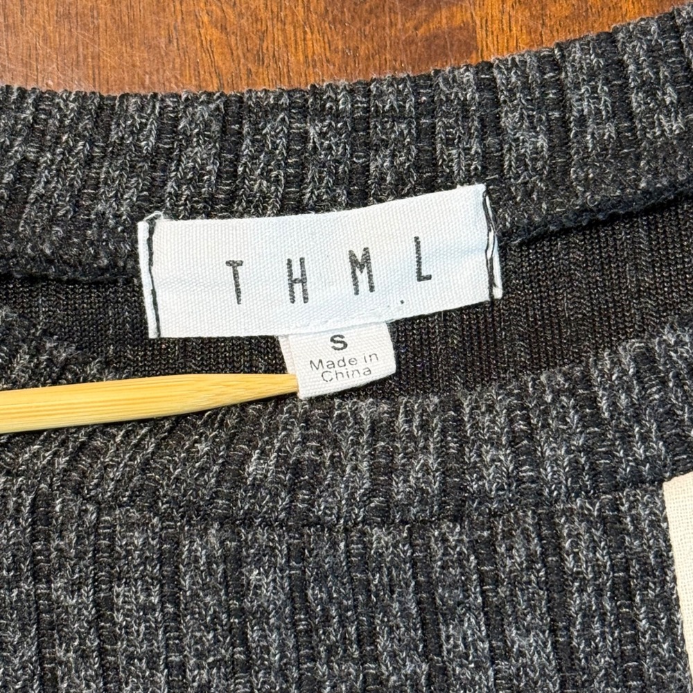 THML Womens Sweater Size S Gray Colorblock Leopard Pinstripe Ribbed Mixed Media - Picture 4 of 7